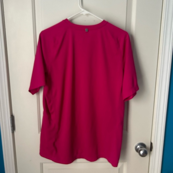 Pink Nike Miler Running Shirt - Size Large - Picture 4 of 4